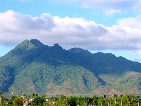 Ang Hiyas ng Bundok Makiling .